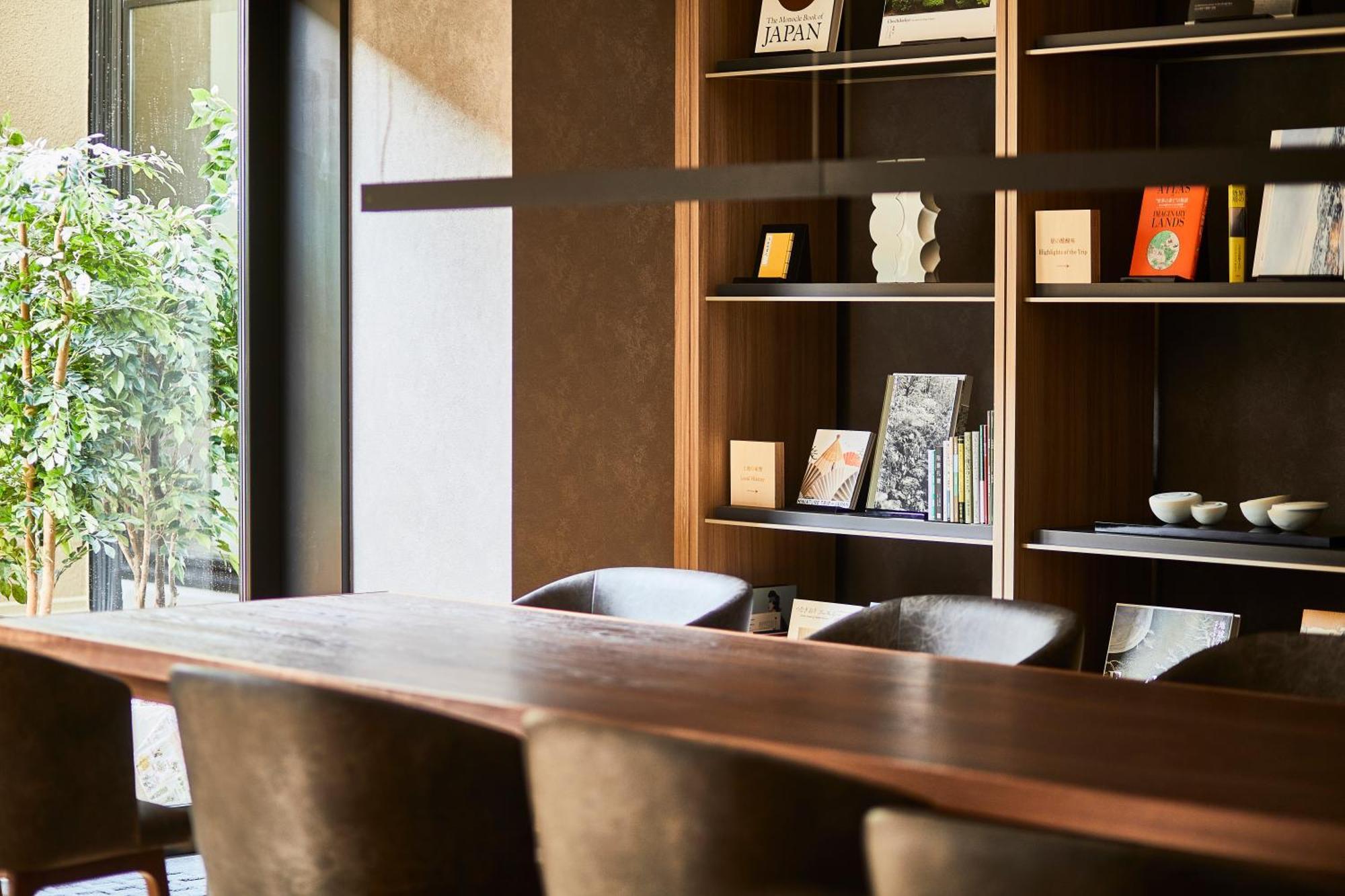 The Gate Hotel Kyoto Takasegawa By Hulic Εξωτερικό φωτογραφία Library