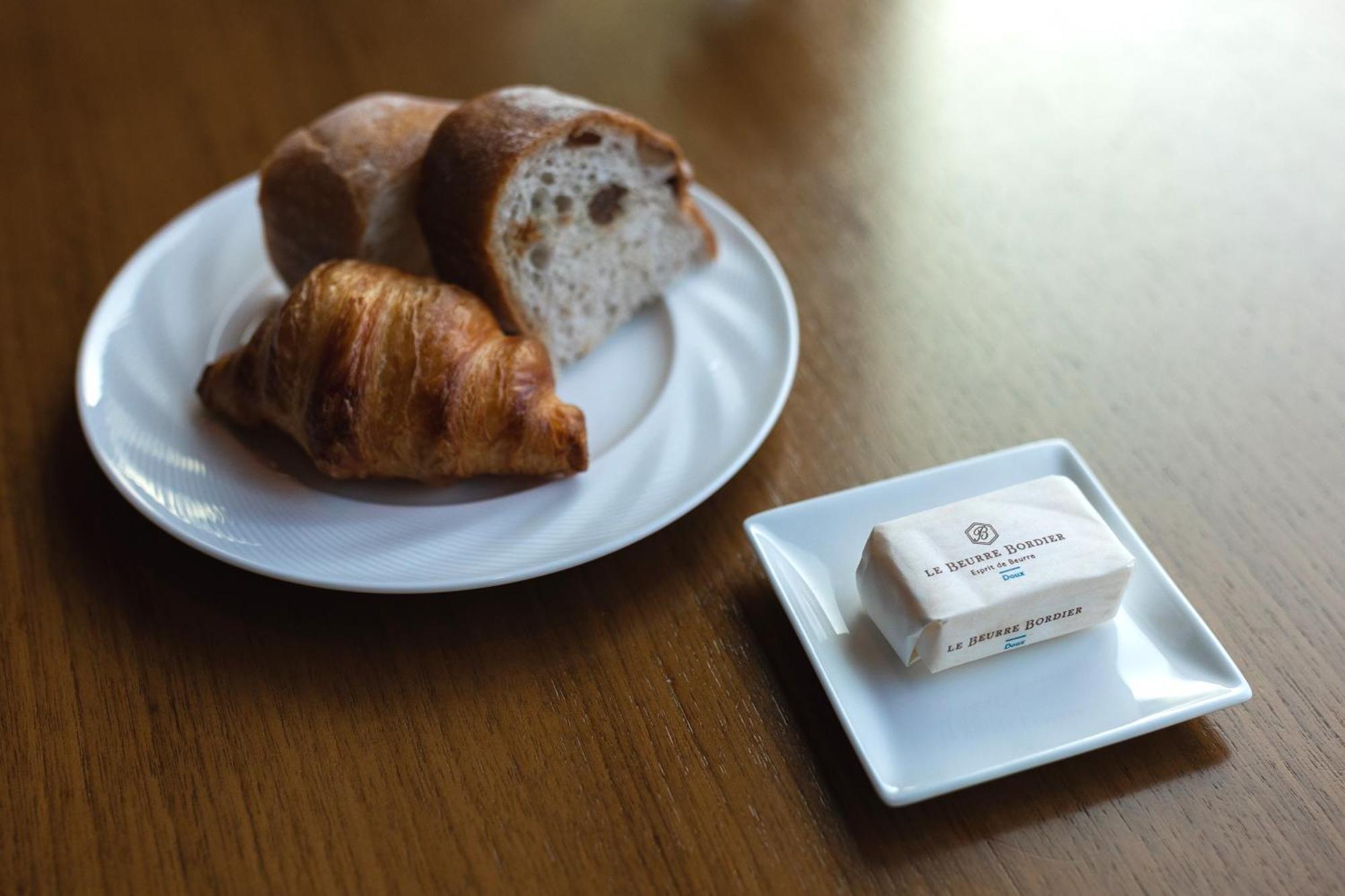 The Gate Hotel Kyoto Takasegawa By Hulic Εξωτερικό φωτογραφία Croissant and pain au chocolat